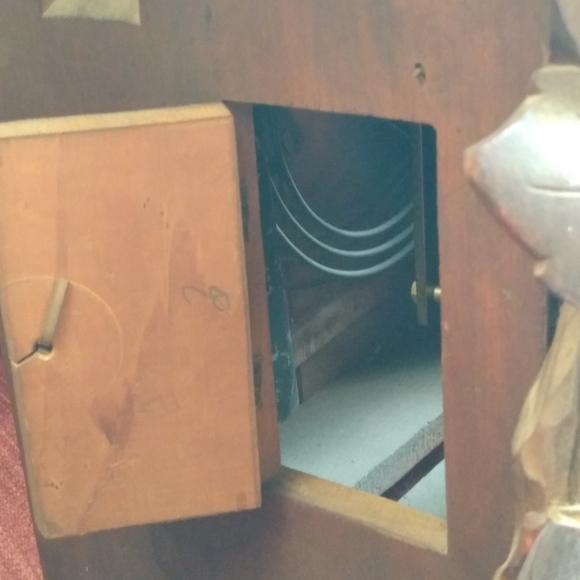 ^!^ SOLD ^!^ Antique Cuckoo Clock (needs love) - Picture 9 of 14